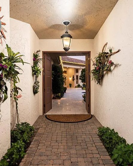Entryway - Staging